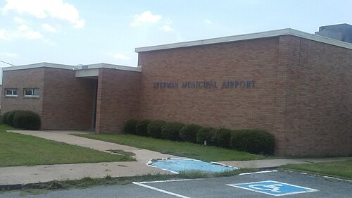 Sherman Municipal Airport (SWI)
