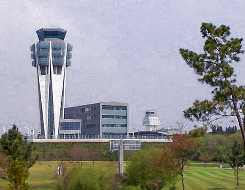 Santiago–Rosalía de Castro Airport (SCQ)