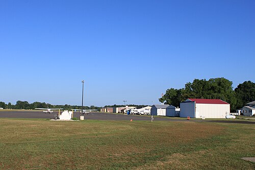 Lenawee County Airport (ADG)