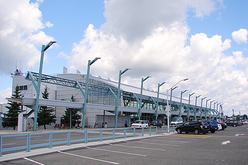 Thunder Bay International Airport (YQT)