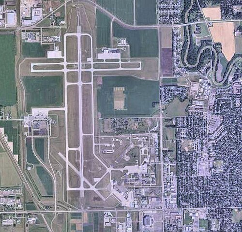 Hector International Airport (FAR)