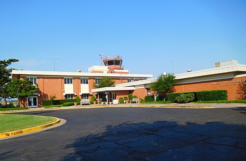 University of Oklahoma Westheimer Airport (OUN)