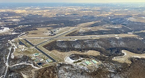 Wheeling Ohio County Airport (HLG)