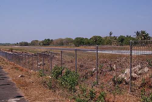 Dewandaru Airport (KWB)