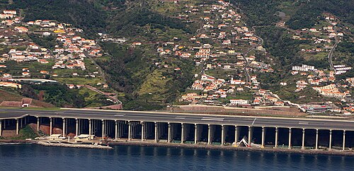 Madeira Cristiano-Ronaldo Airport (FNC)