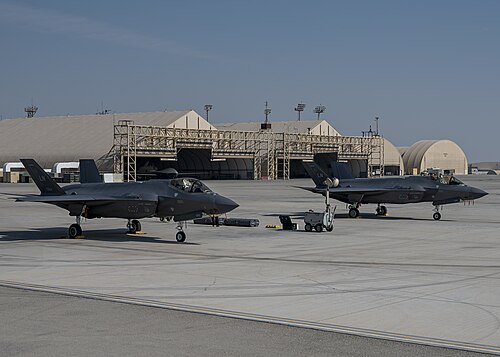 Al Dhafra Air Base (DHF)