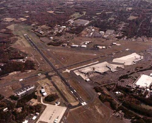 Bradley International Airport (BDL)