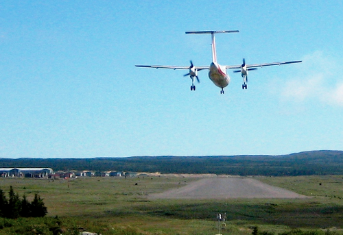 Kuujjuarapik Airport (YGW)