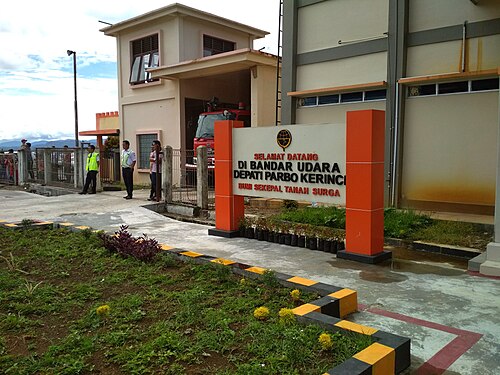 Depati Parbo Airport (KRC)