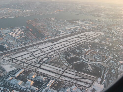 Newark Liberty International Airport (EWR)