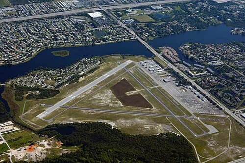 Palm Beach County Park Airport (LNA)